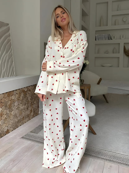 Pyjama-Set mit Herzen