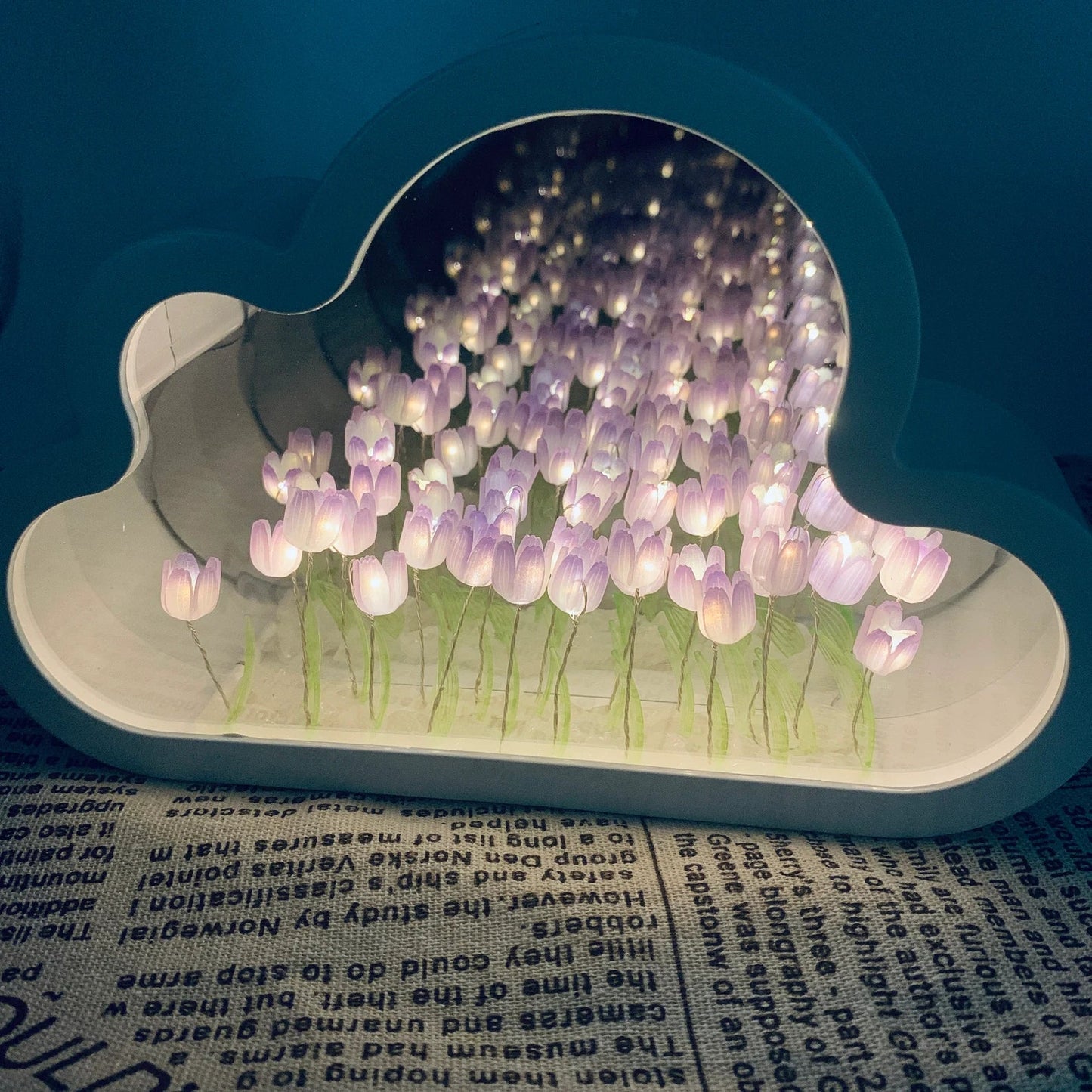 Infinite Tulip Cloud Mirror Lampe